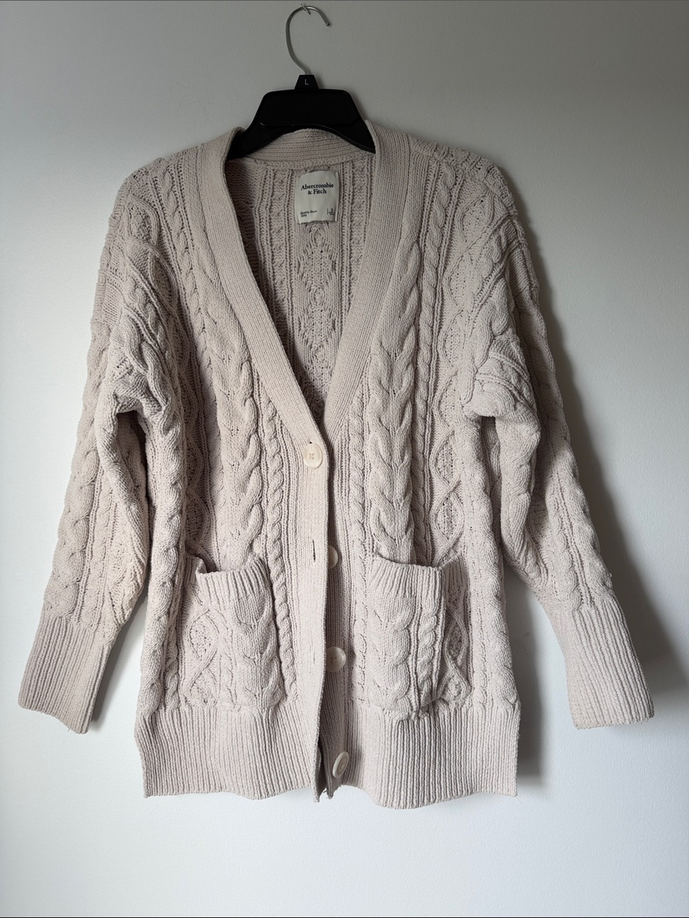 Abercrombie & Fitch Light Cream Cable-Knit Pocket Cardigan